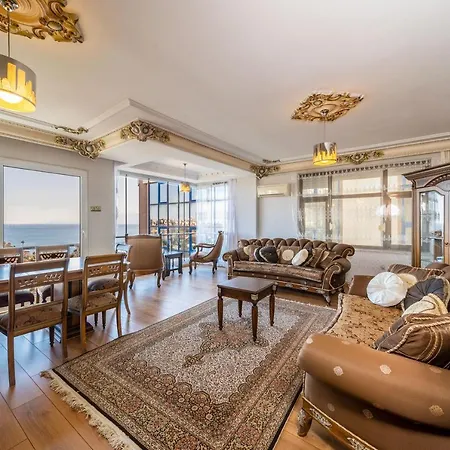 Exceptional Apartment With Sea View Near Mermerli Beach In Muratpasa, Antalya